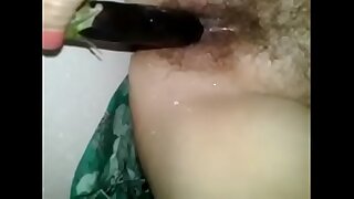 Indian Bhabhi sex by brinjal