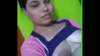 Desi College girl huge tity show