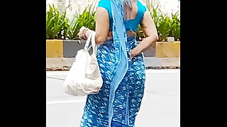 Indian big ass sexy bhabhi waiting for bus