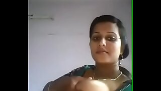 Indian Bhabhi Showing Big Boobs