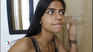 MI HERMANASTRA ME ESPIA MIENTRAS ME MASTURBO- PORNO EN ESPA&Ntilde;_OL