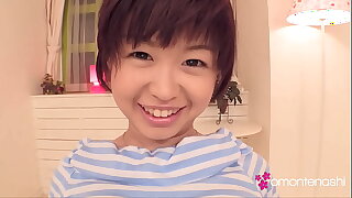 Wow! Idol'_s first undress!!