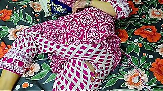Step Mom Ka trouser Phat Gaya Or Step son Ne stepmom ki Phudi Mardi Round ass